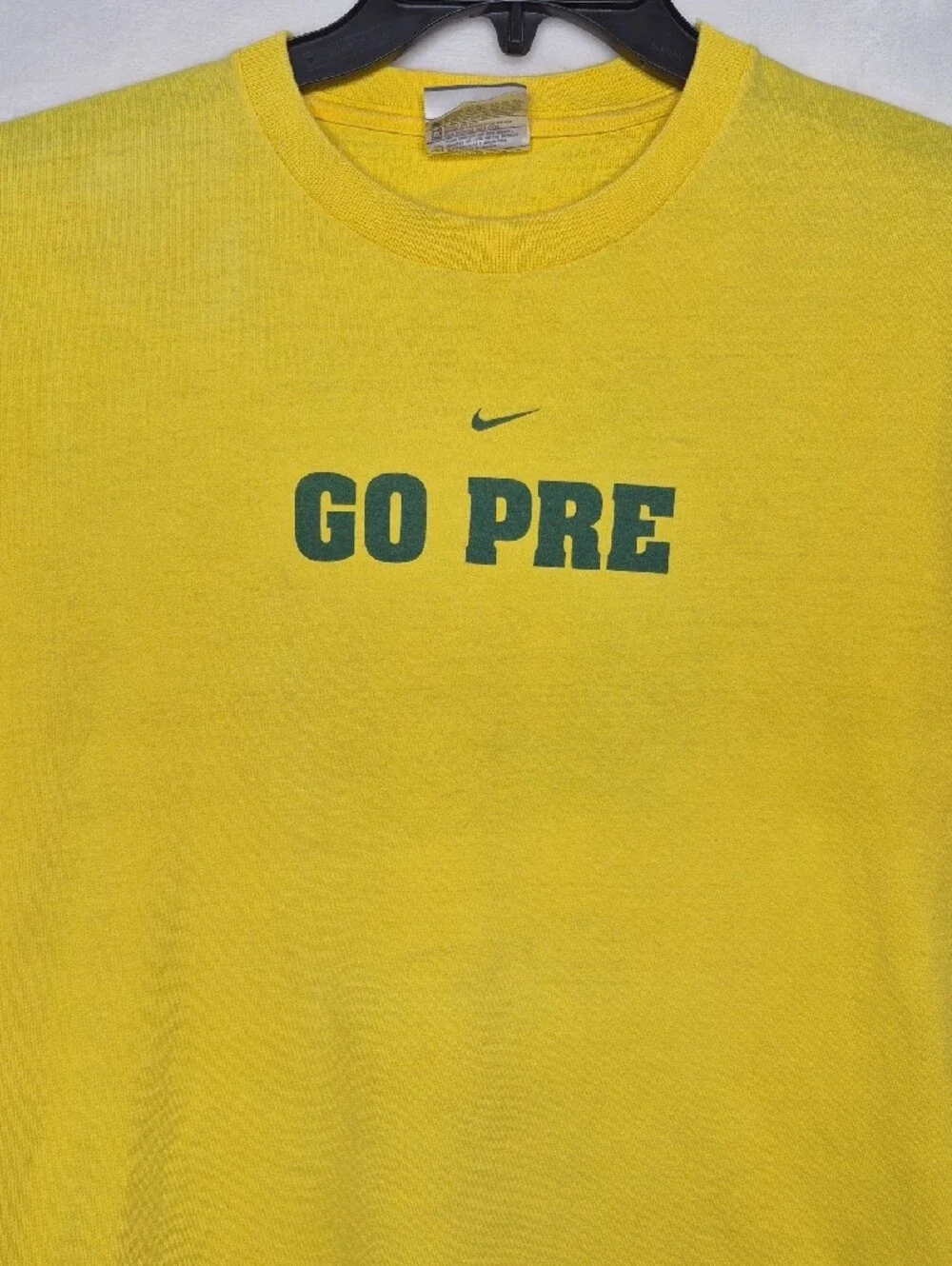 Nike Go Pre Steve Prefontaine Vintage Graphic T-Shirt Yellow Quote Small